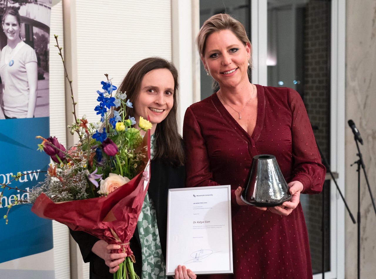 Proefschrift narratieve meetmethode kwaliteit in de verpleeghuiszorg wint Impact Prijs